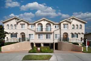 featured image of 125 Diamond St #H