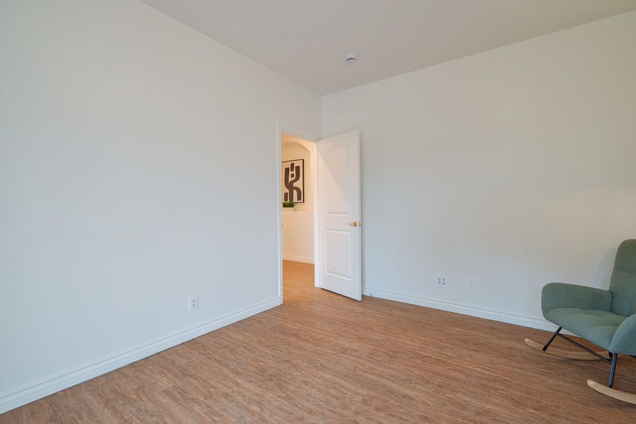 125 Diamond St #H - Photo 5 of 36