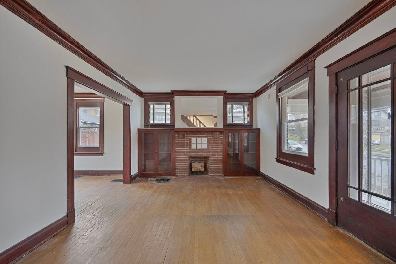 4779 Dale Ave - Photo 5 of 28