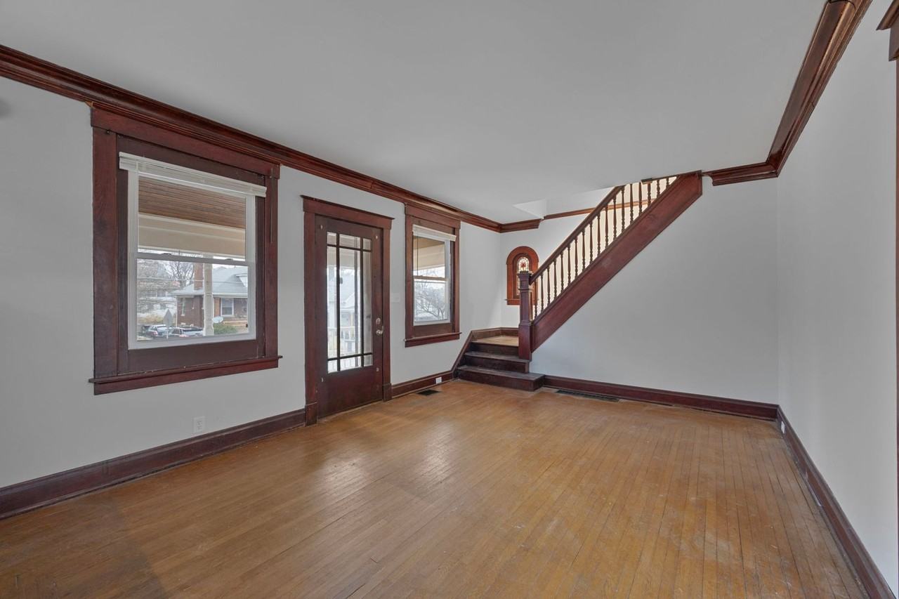 4779 Dale Ave - Photo 6 of 28