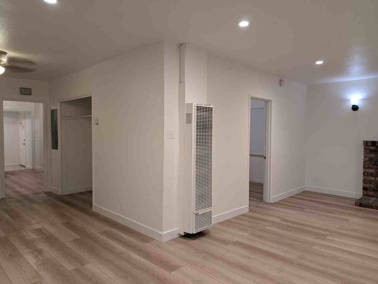 3216 63rd Ave - Photo 4 of 11