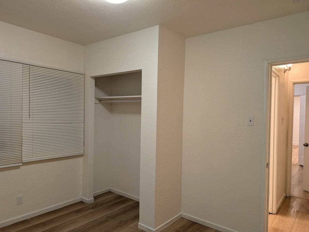 3216 63rd Ave - Photo 6 of 11