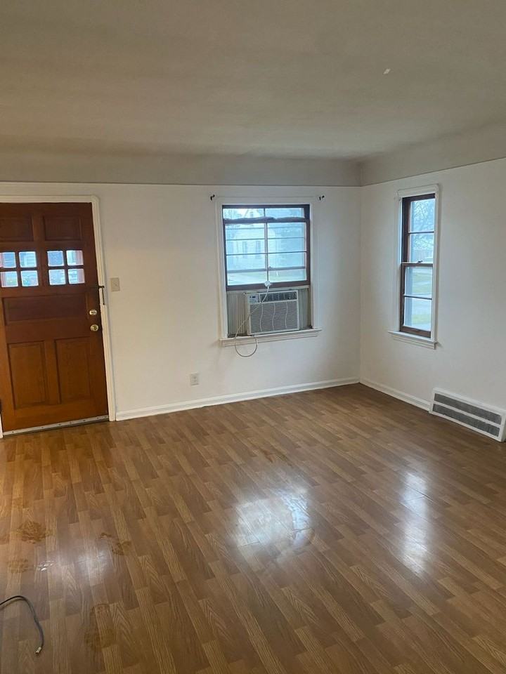 4311 Woodway Ave - Photo 7 of 17