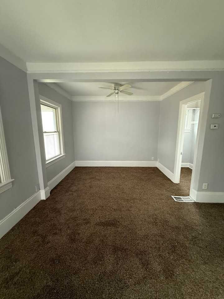 3819 E 54th St - Photo 2 of 7