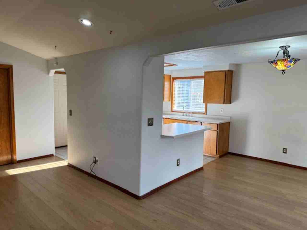 2559 Gould Ave - Photo 6 of 23