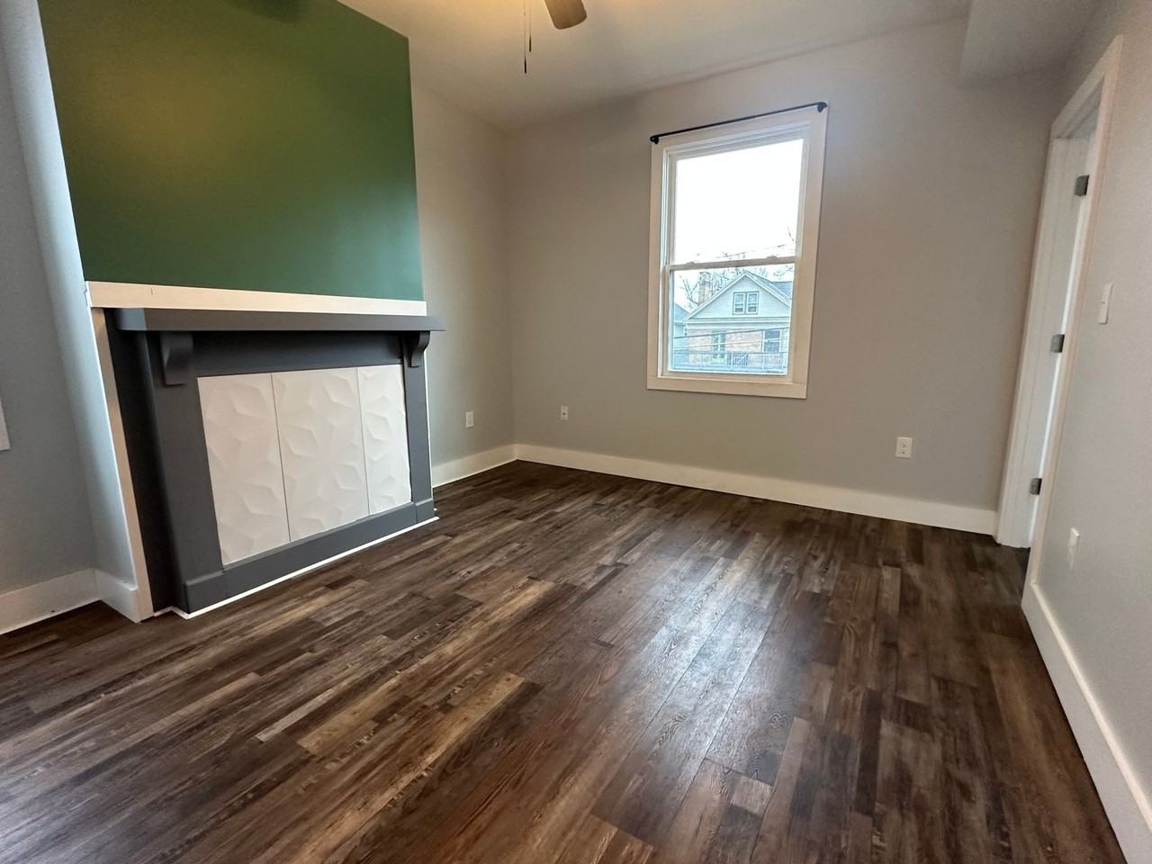 216 Kinsey Ave - Photo 5 of 17