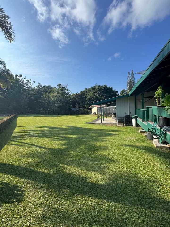 230 Kapualani St - Photo 3 of 23