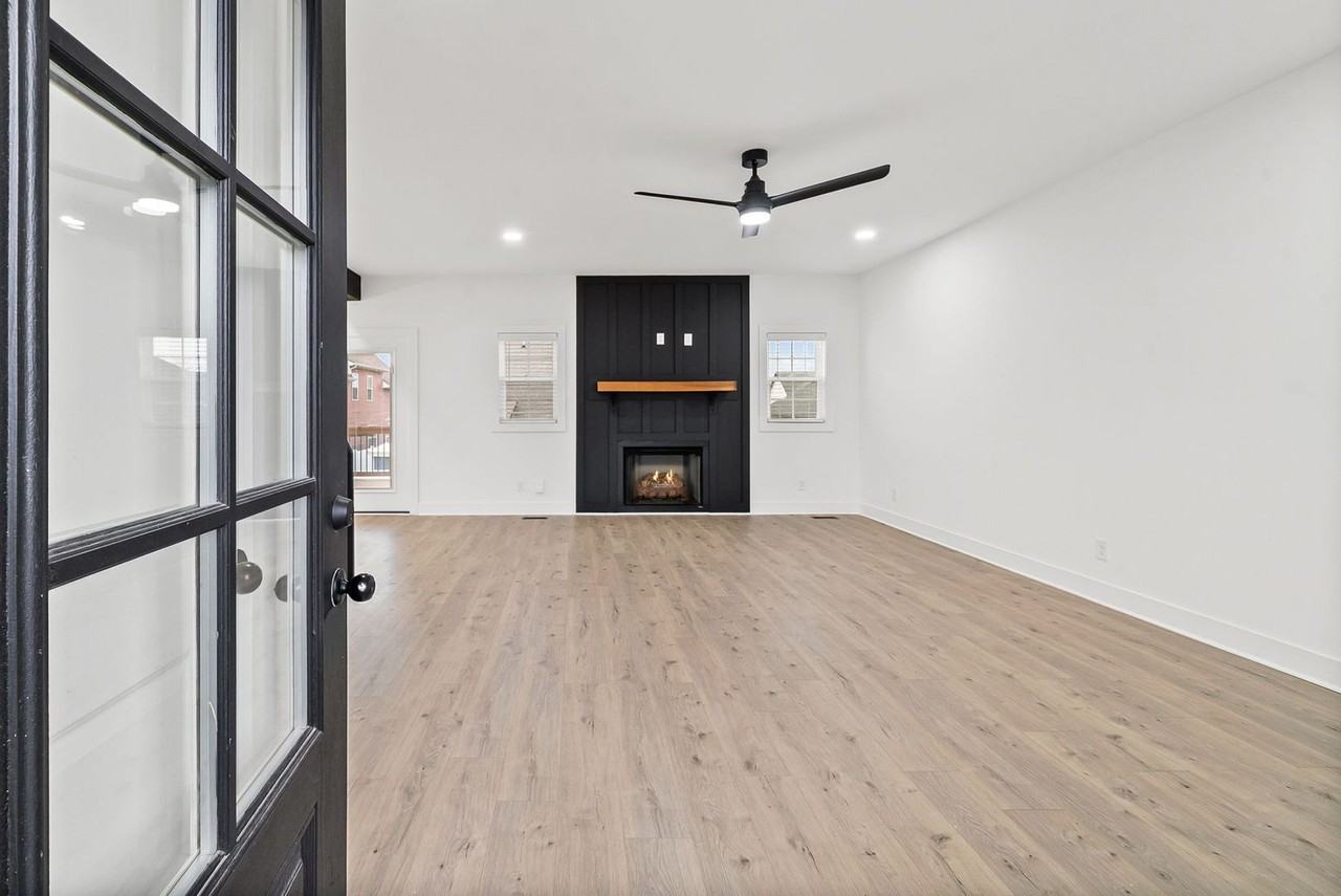 1680 Heritage Dr - Photo 5 of 33