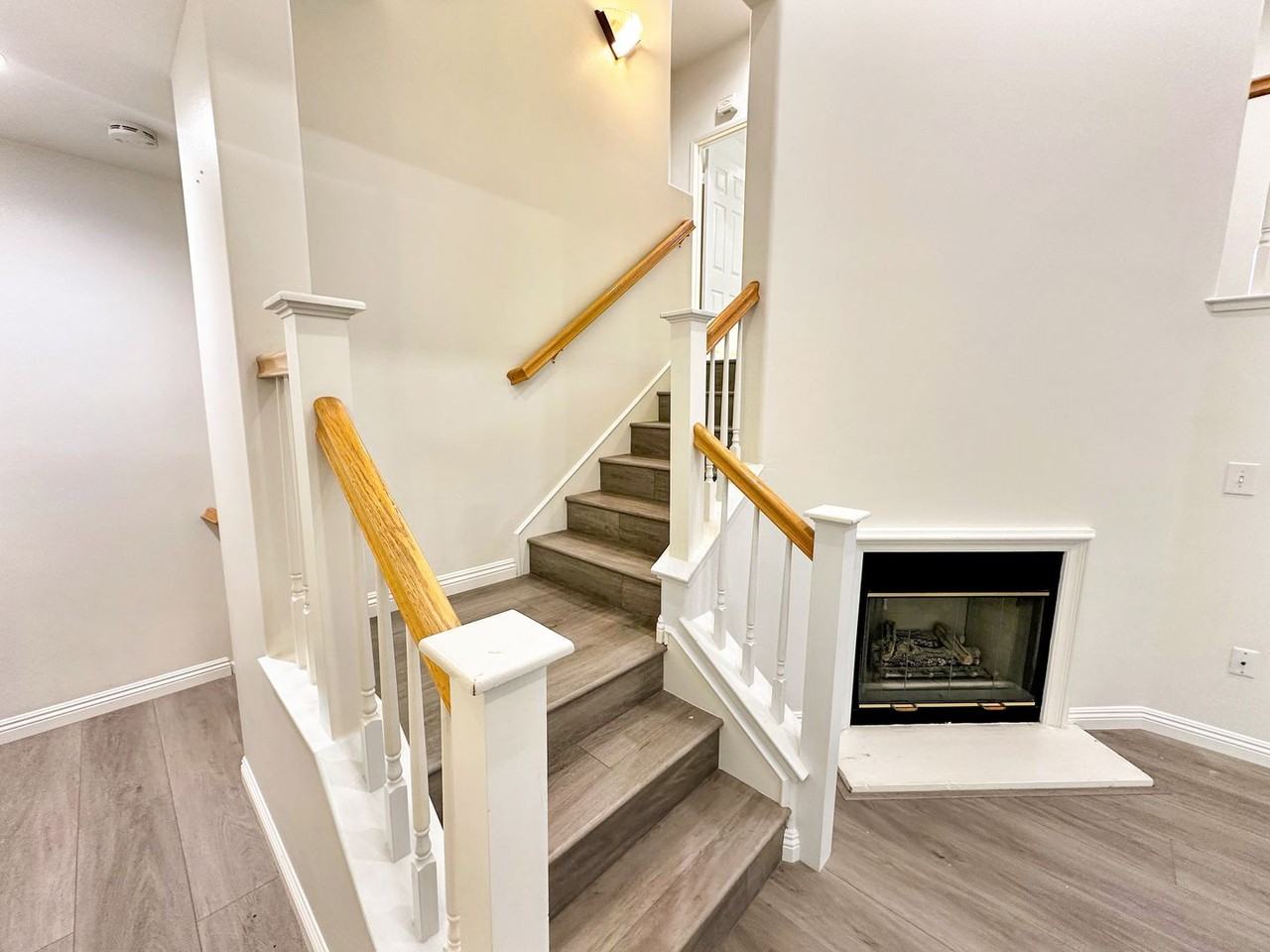 1110 Timberwood - Photo 4 of 29