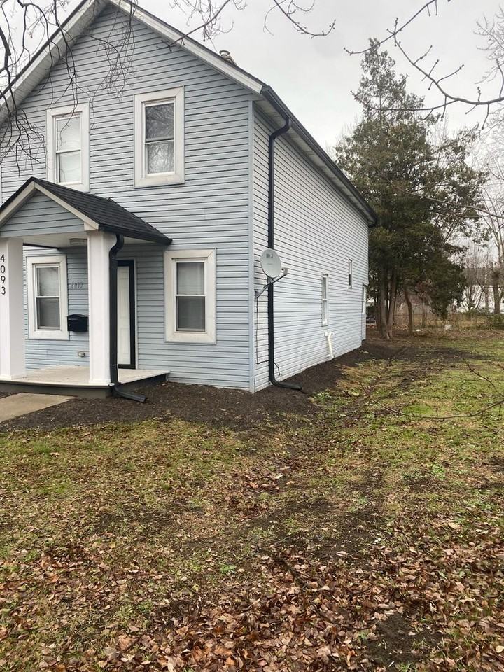 4093 E 66th St - Photo 2 of 24