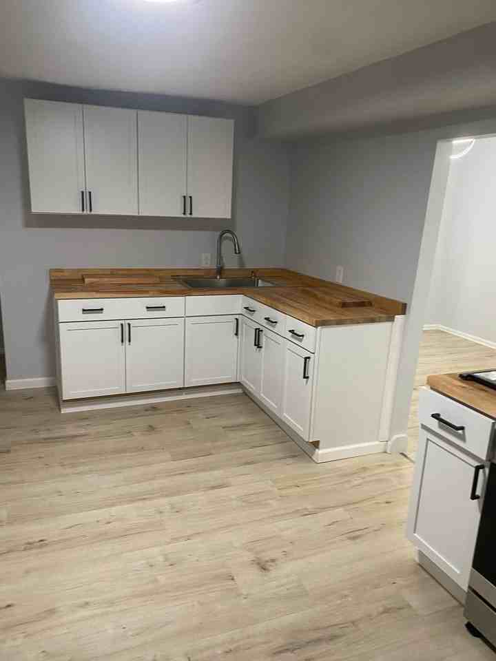 4093 E 66th St - Photo 4 of 24