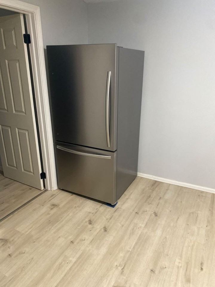 4093 E 66th St - Photo 7 of 24