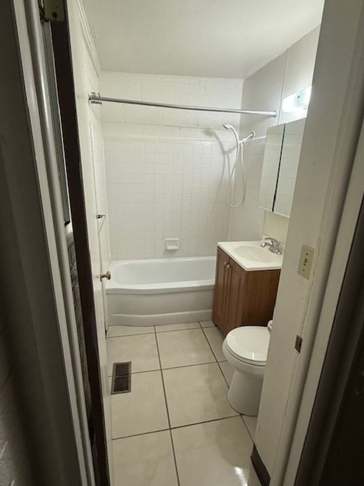 414 E Warnock Ave - Photo 5 of 5