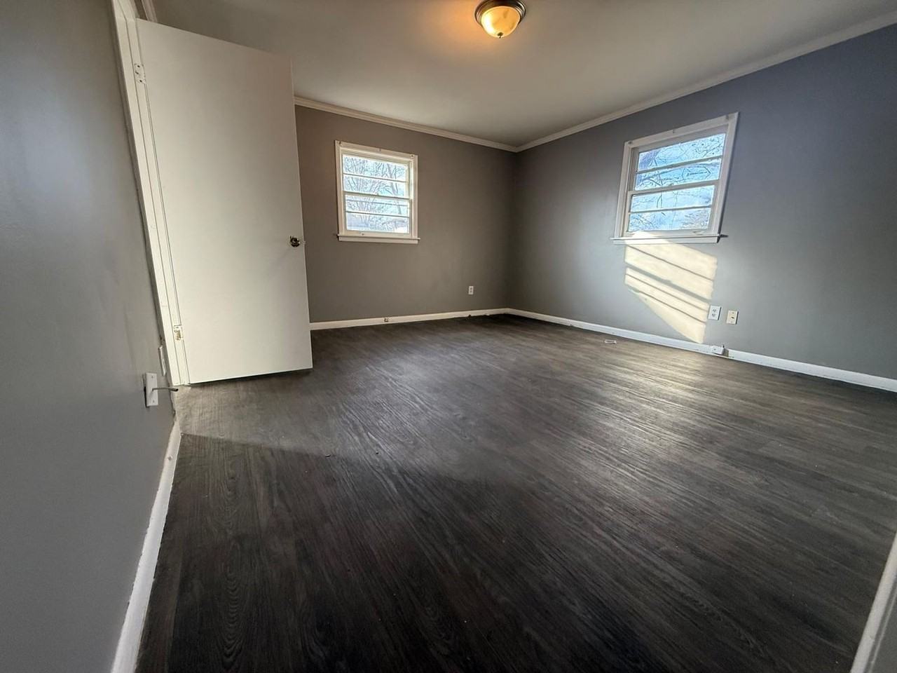 3075 Tremont St - Photo 5 of 8