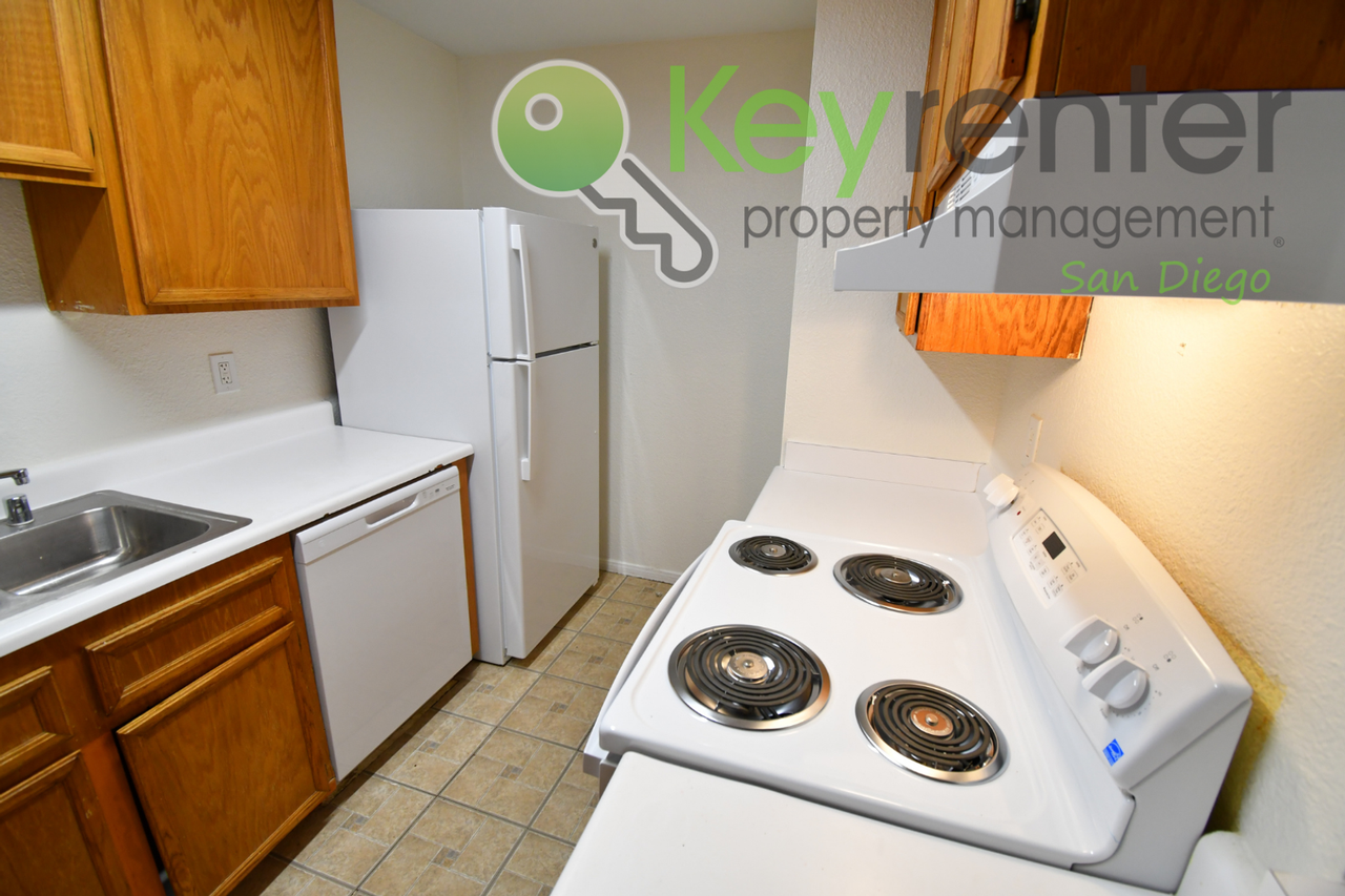 1653 Pentecost Way #5 - Photo 2 of 26