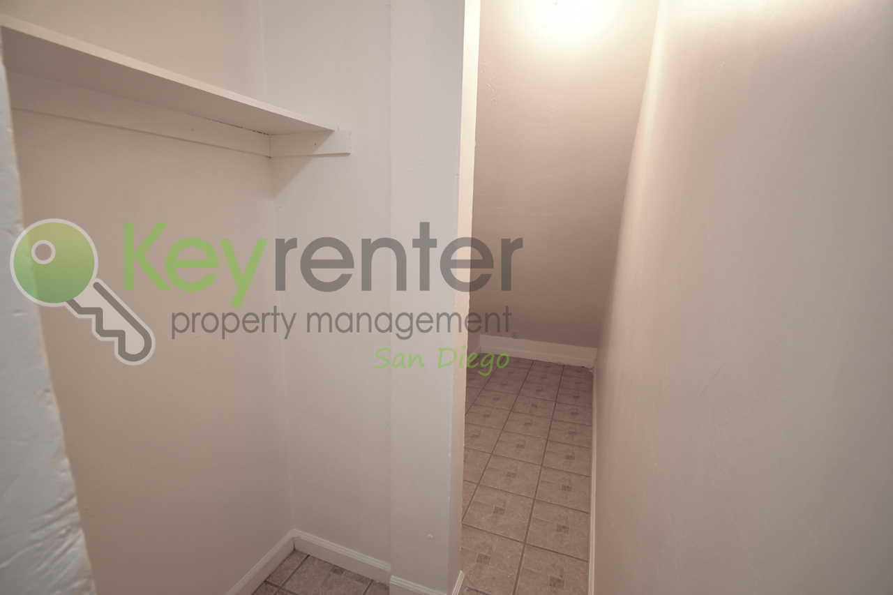 1653 Pentecost Way #5 - Photo 4 of 26