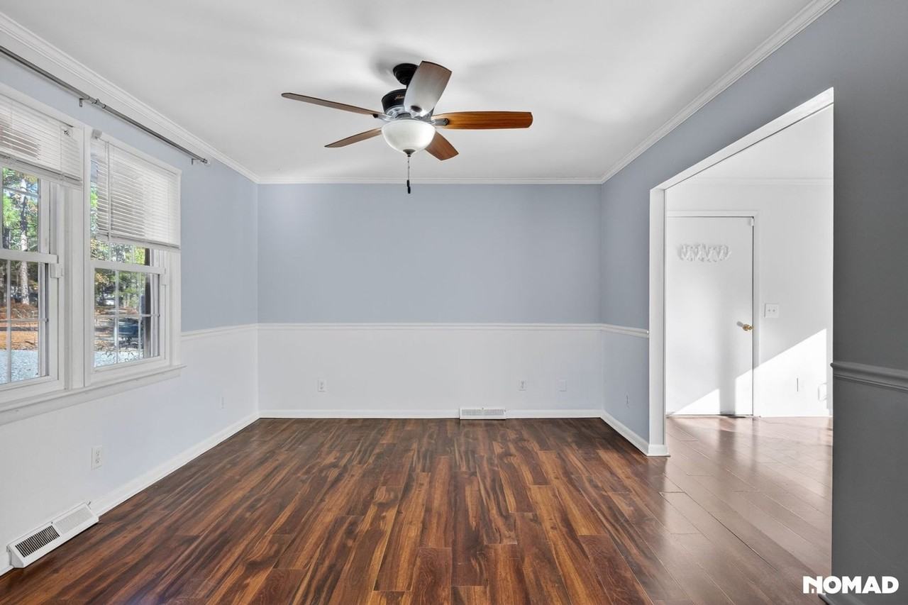 215 N Pine St - Photo 2 of 34