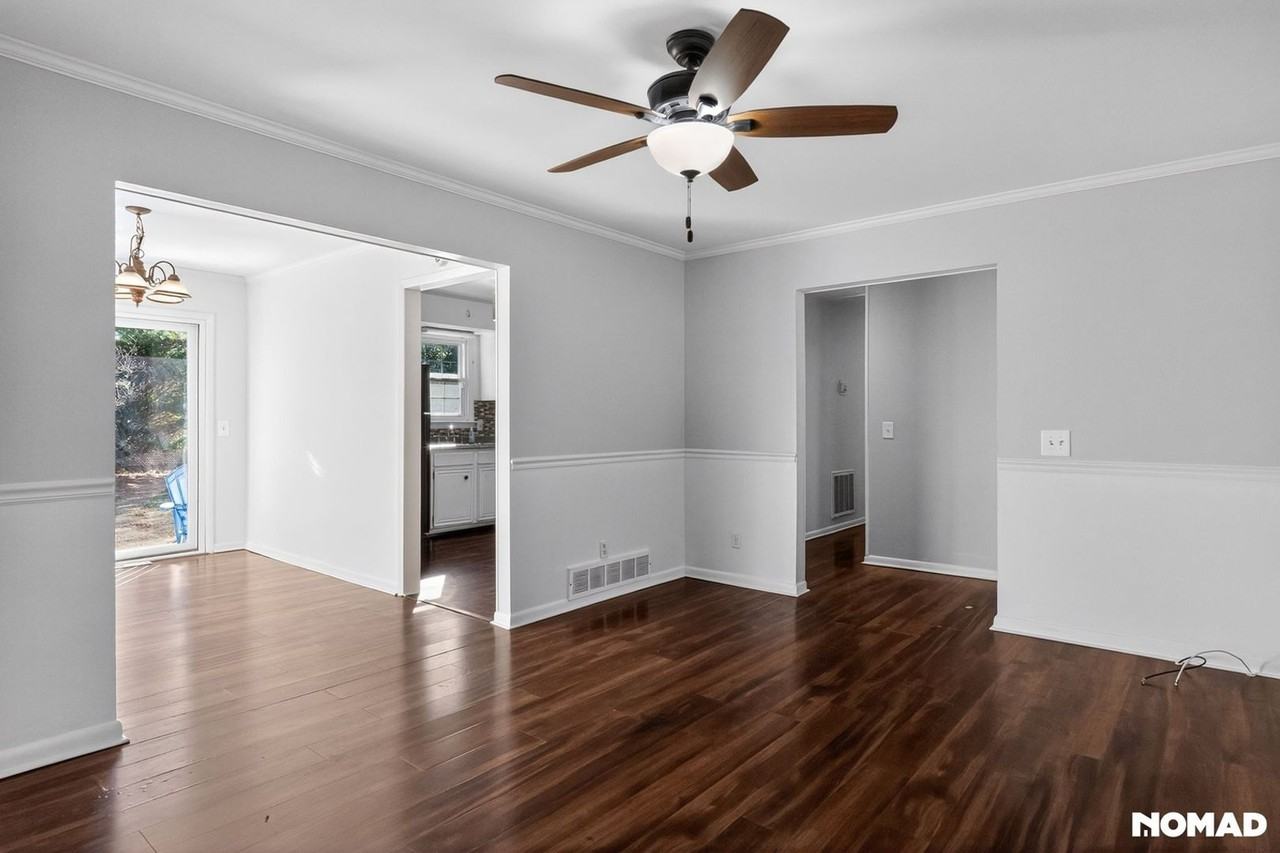 215 N Pine St - Photo 3 of 34