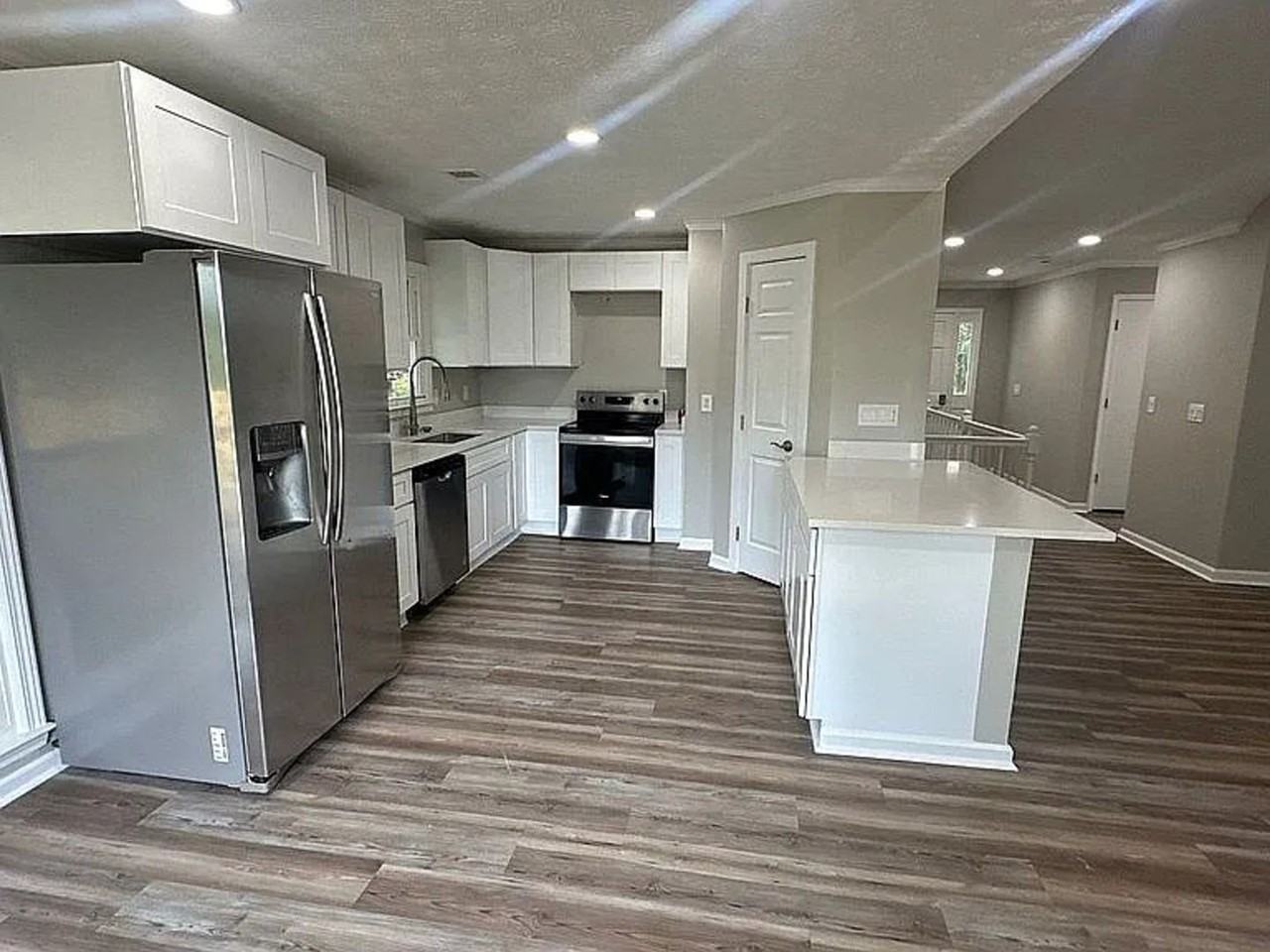 4010 Milford Trl - Photo 2 of 19