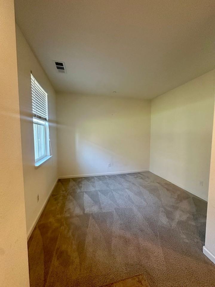 1235 George Cir - Photo 2 of 14