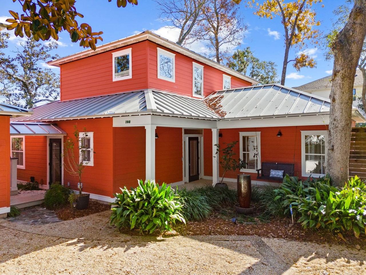 108 S Blue Heron Dr - Photo 2 of 50