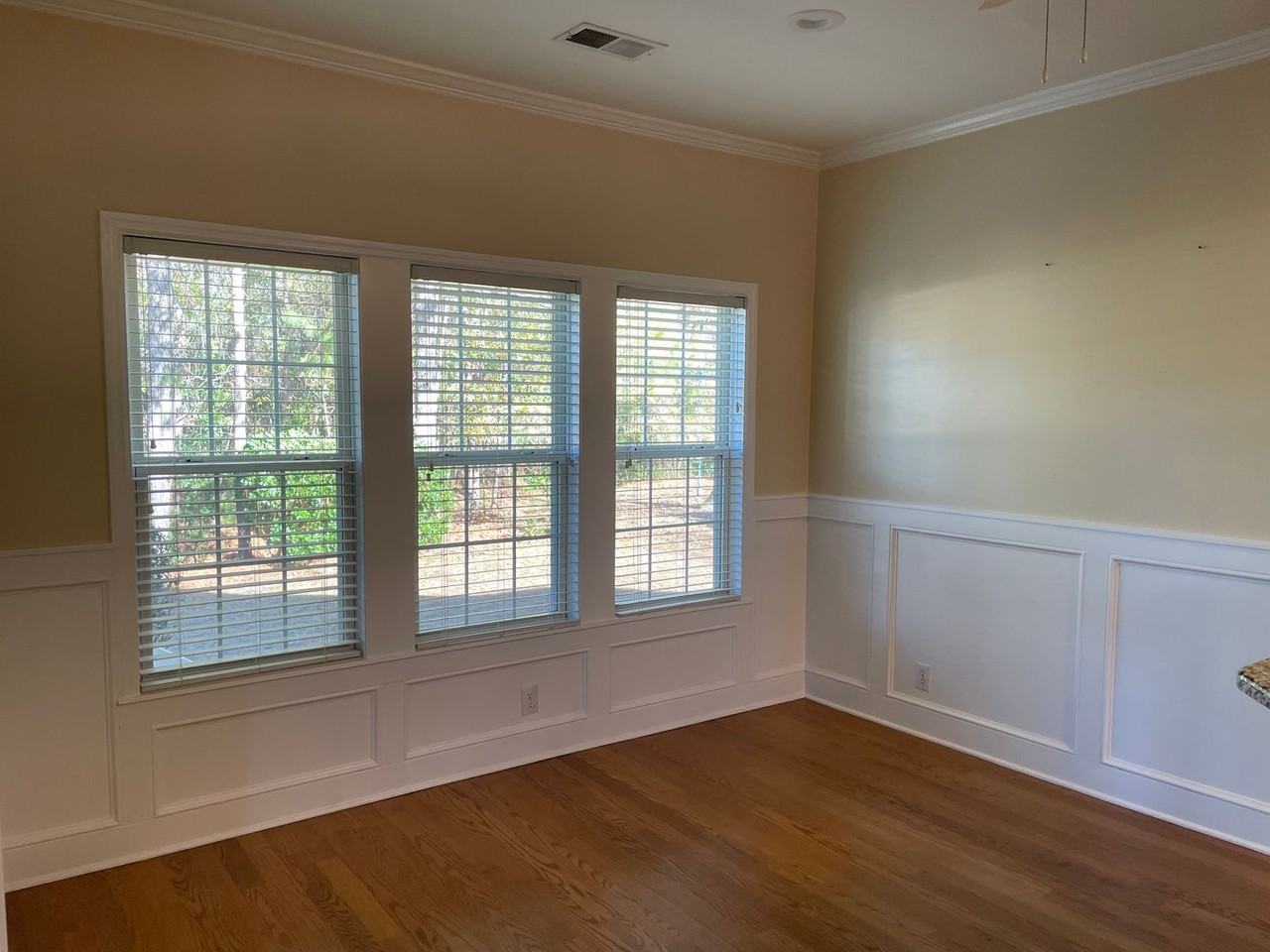 621 Riverwood Dr Se - Photo 6 of 48