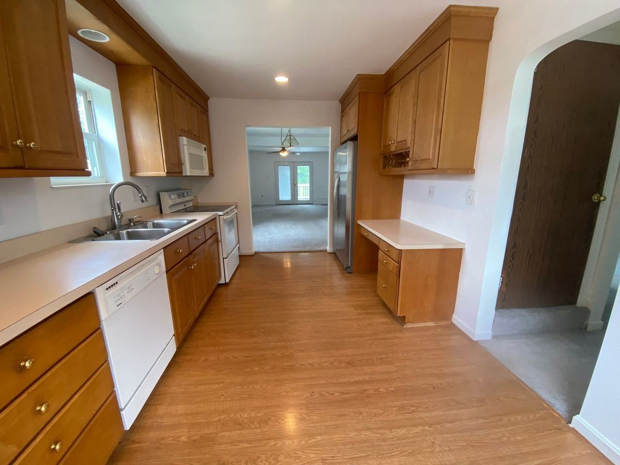 5156 Valley Ridge Rd - Photo 3 of 15