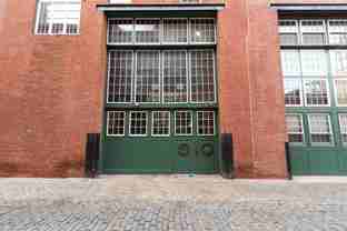 136 N Bread St #202 - Photo 1 of 1