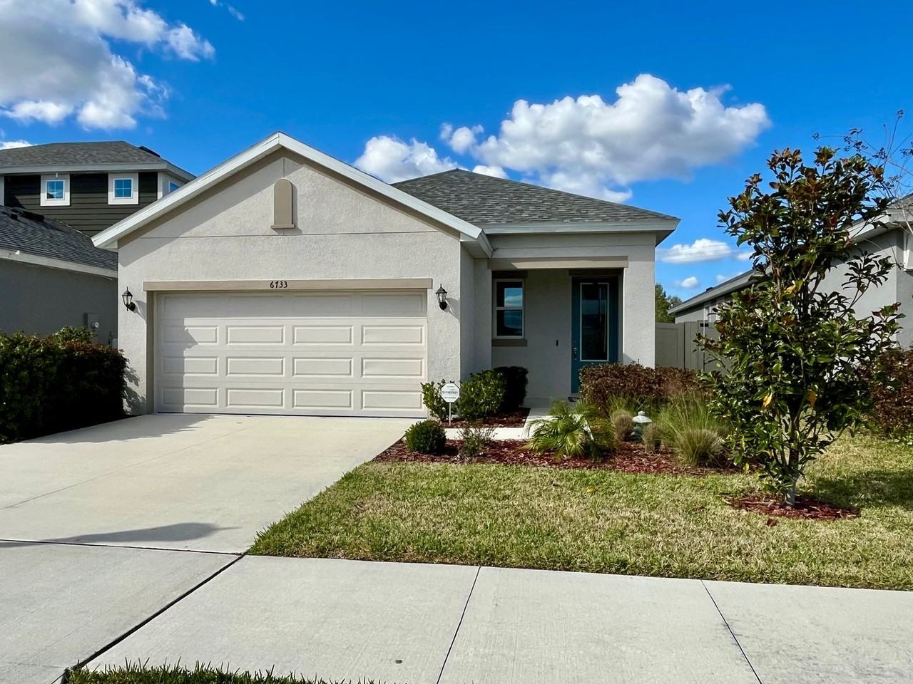 6733 Great Bear Dr - Photo 2 of 23