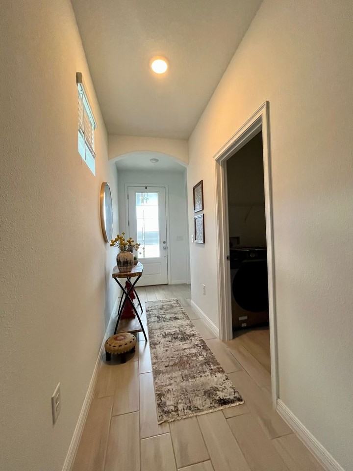 6733 Great Bear Dr - Photo 5 of 23