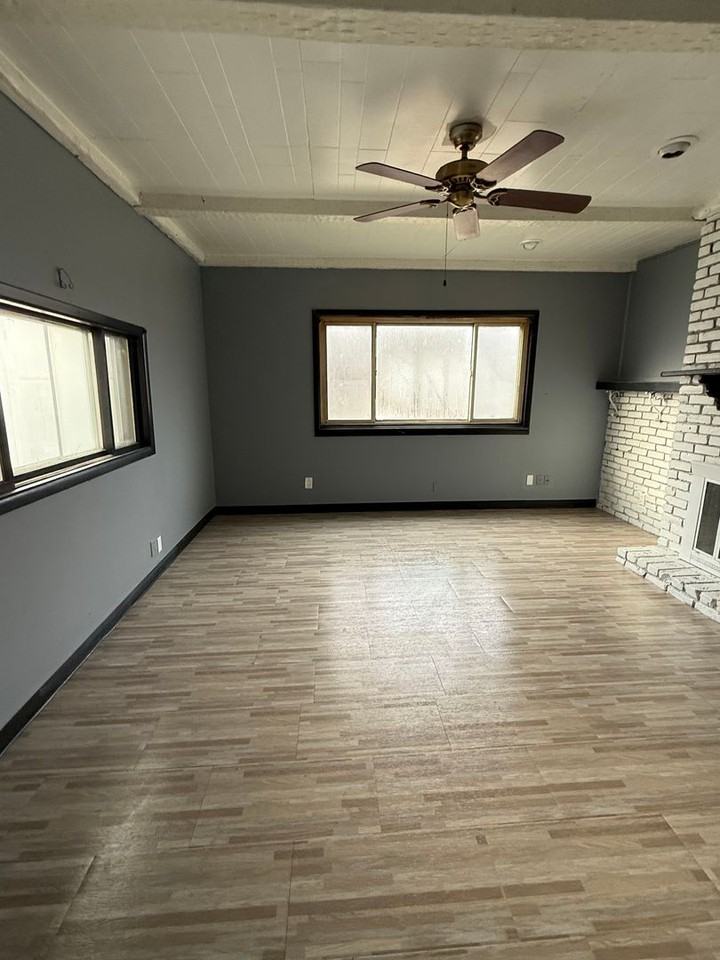 3351 E 65th St - Photo 2 of 7