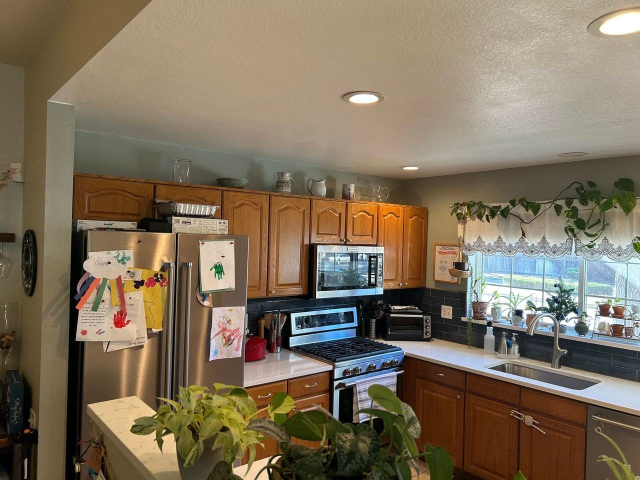 10063 Grove Ct - Photo 3 of 35