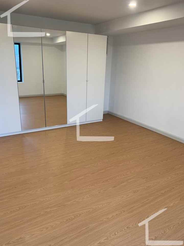 1244 Beacon St - Photo 5 of 11