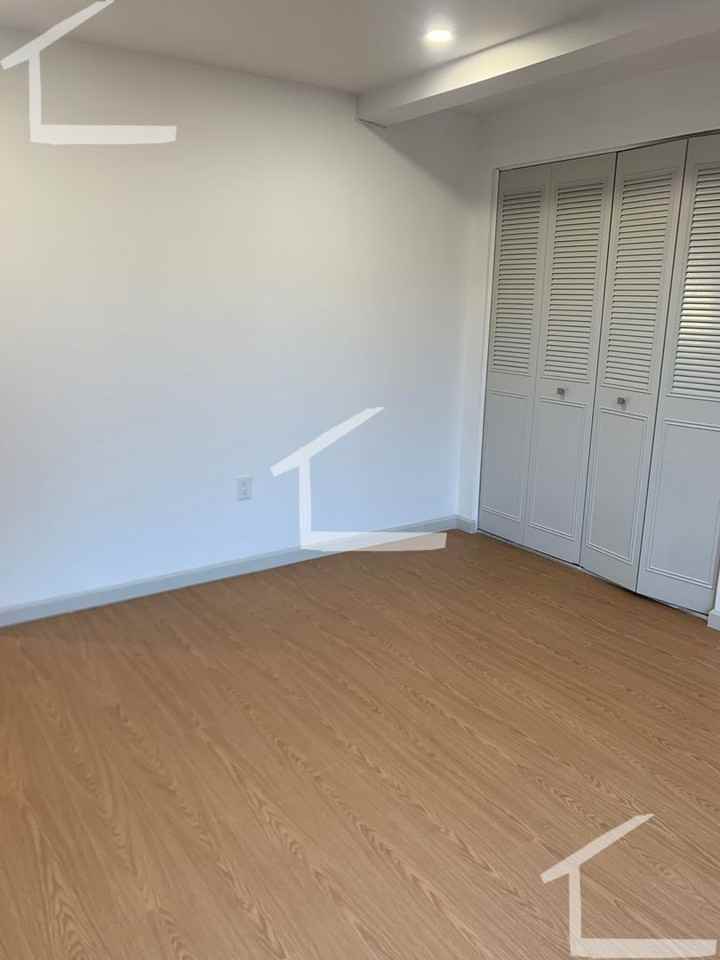 1244 Beacon St - Photo 7 of 11