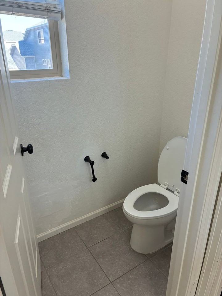 18955 Robins Dr - Photo 7 of 43