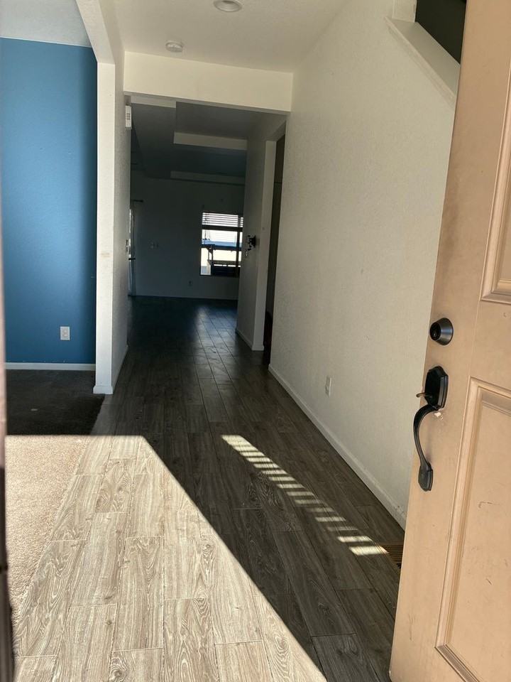 18955 Robins Dr - Photo 5 of 35