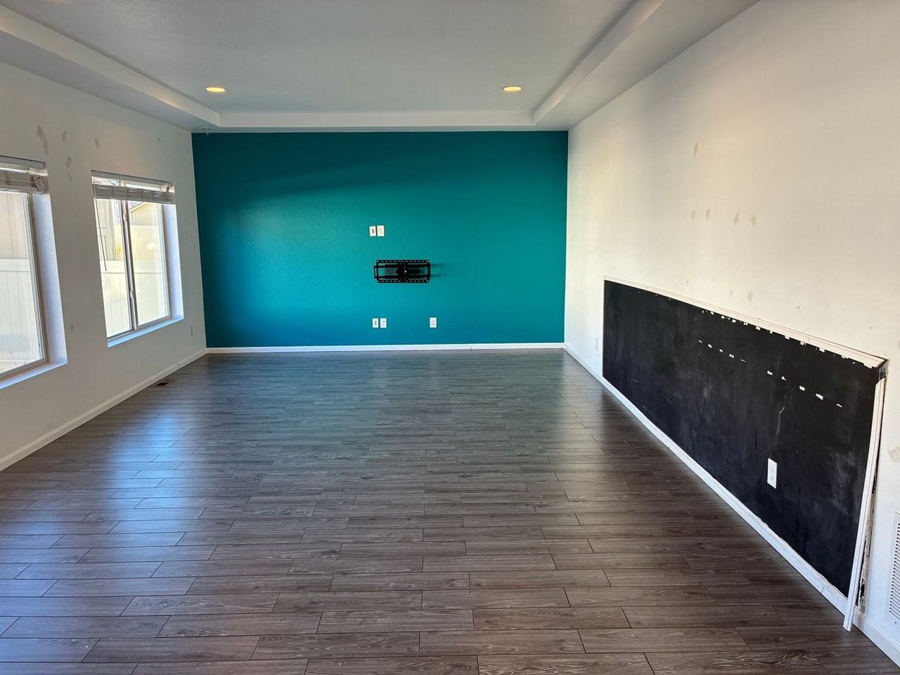 18955 Robins Dr - Photo 7 of 35