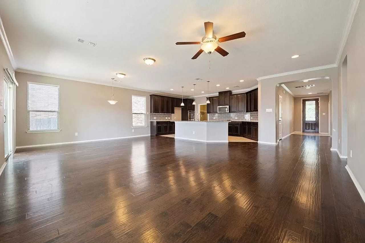 1129 Calla Lily Blvd - Photo 6 of 41