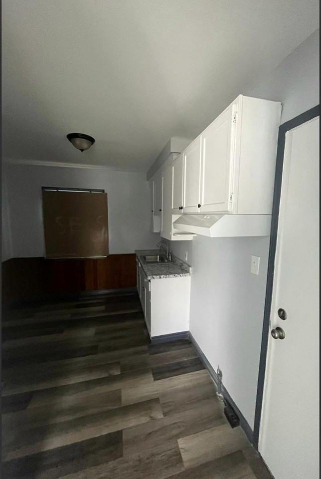 19237 Moross Rd - Photo 3 of 12