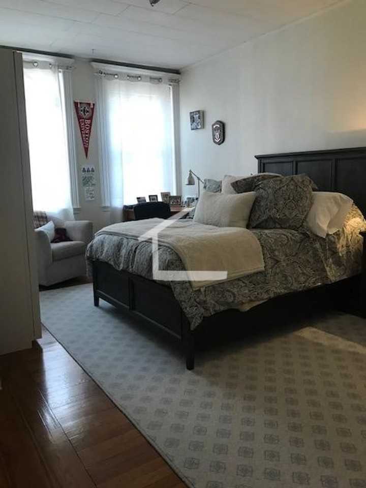 19 Euston St - Photo 2 of 5