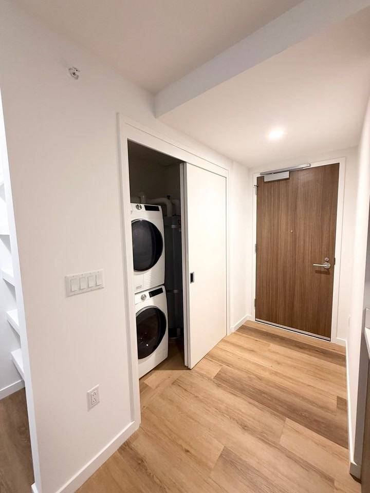 1500 Rycroft St #3205R - Photo 5 of 17