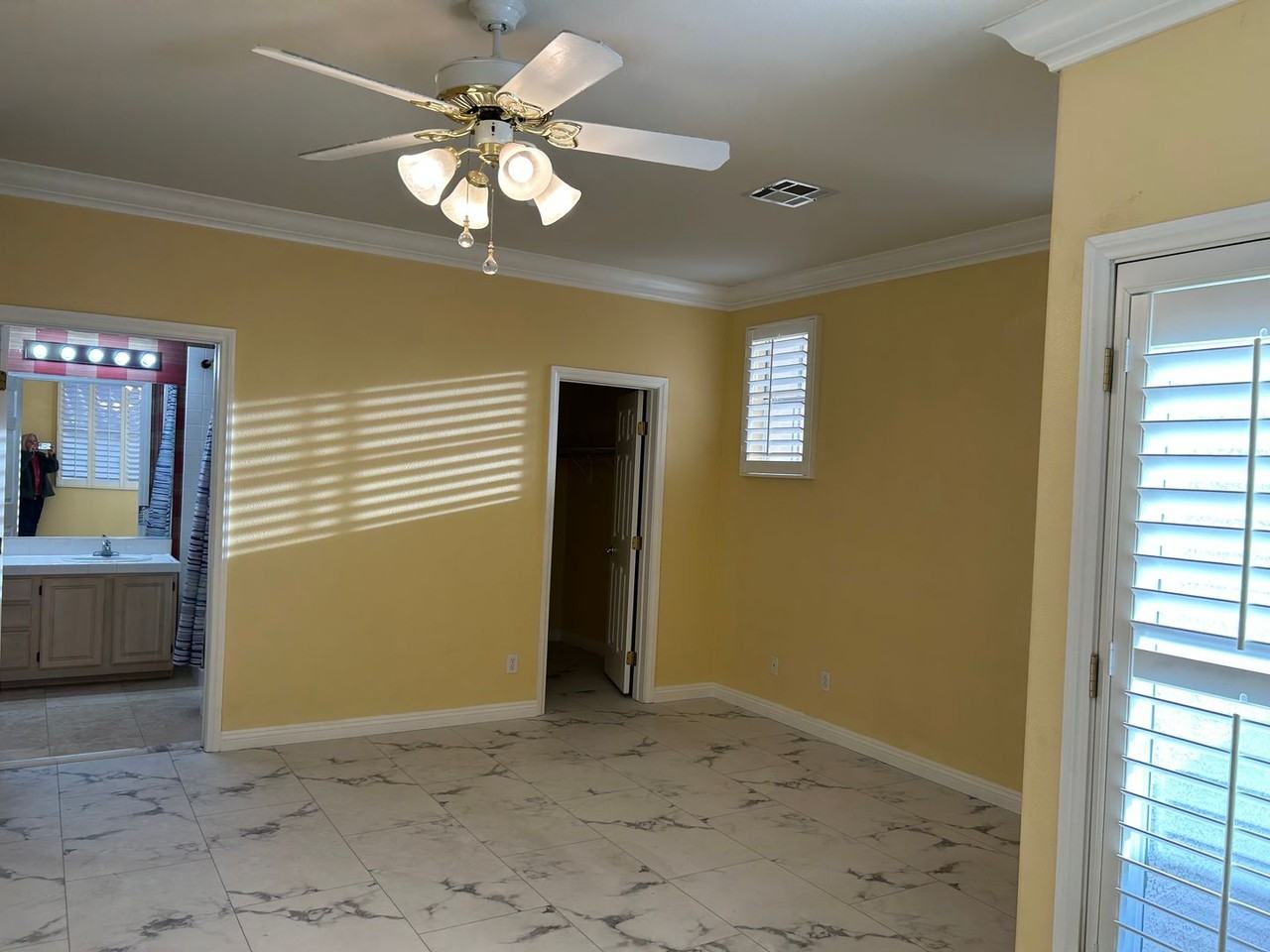 1136 Scenic Crest Dr - Photo 5 of 29