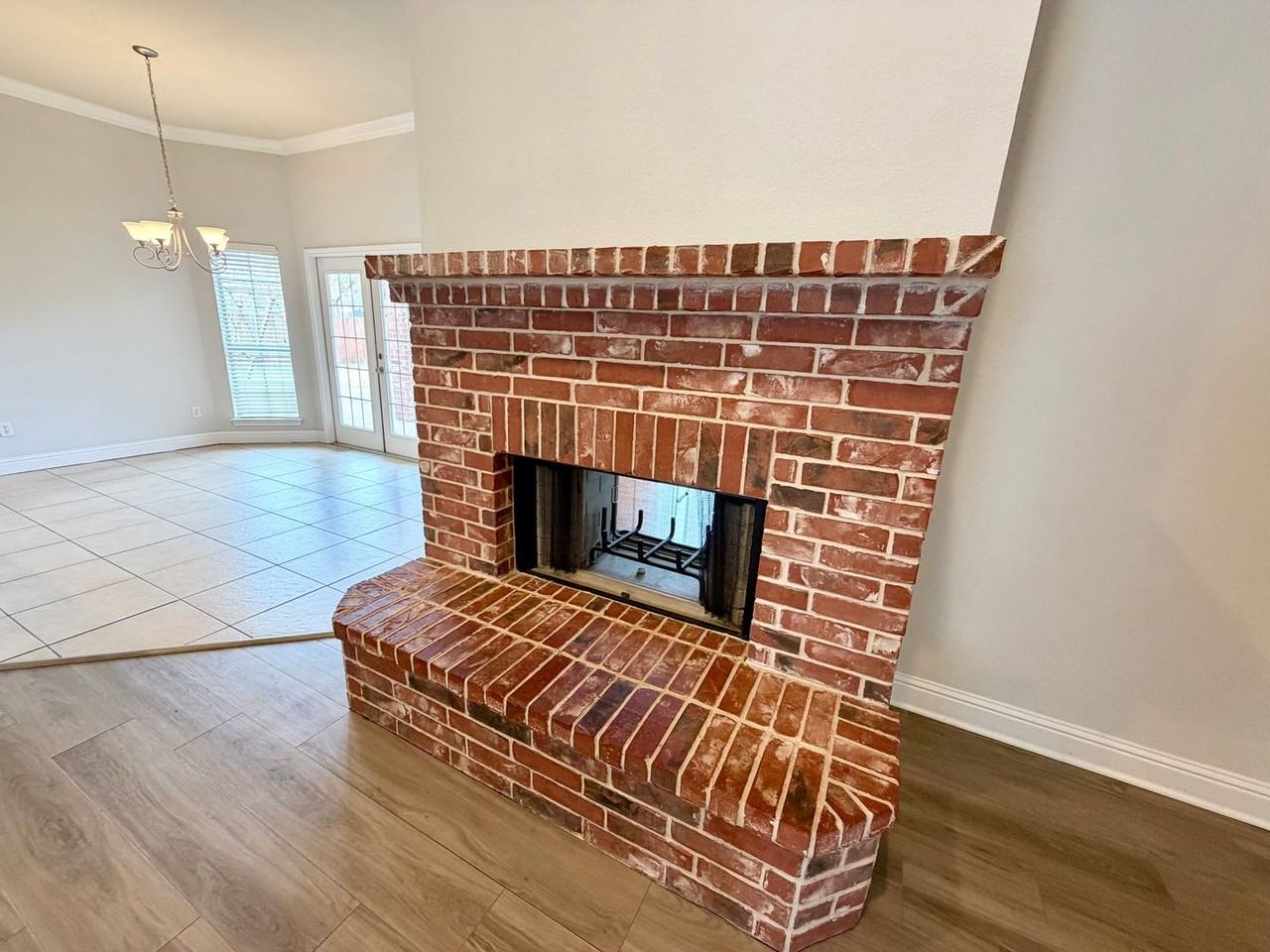 2621 Concho Bend Dr - Photo 4 of 26