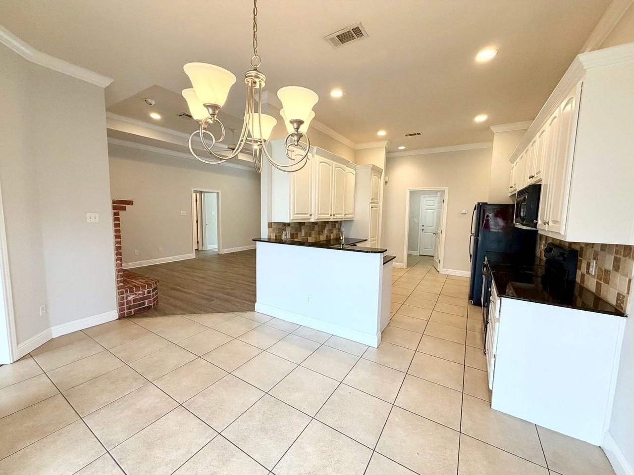 2621 Concho Bend Dr - Photo 6 of 26