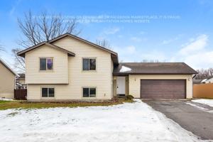 featured image of 989 Ticonderoga Trl