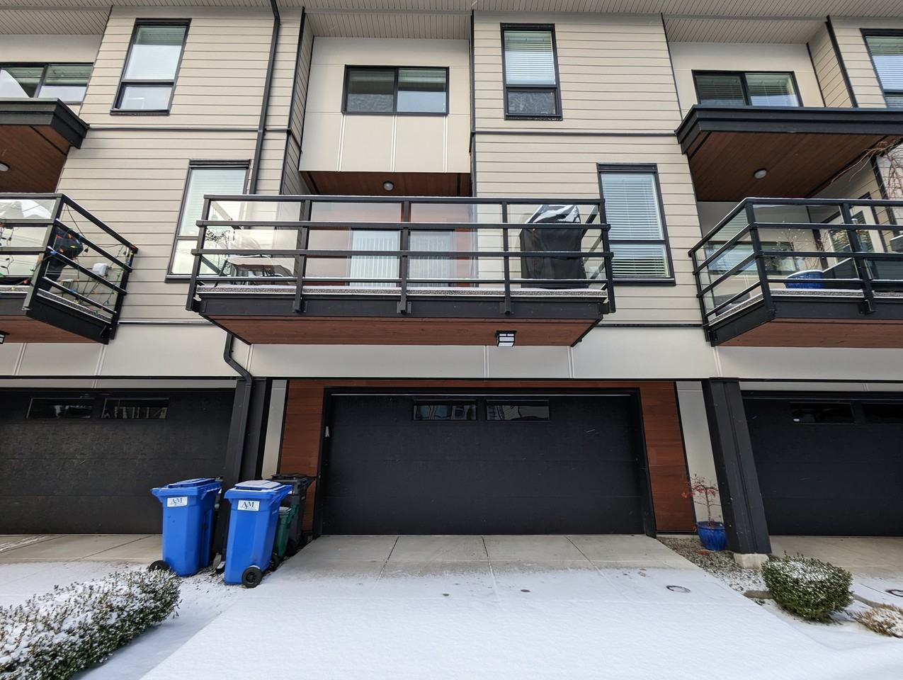 15688 28 Avenue #19 - Photo 5 of 17