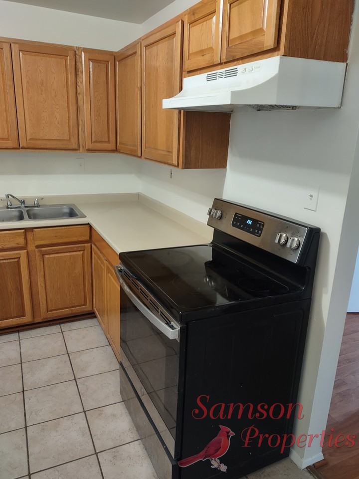 9626 Lindenbrook St - Photo 5 of 18