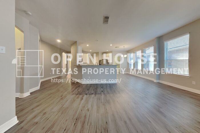 2815 Lockeridge Place Dr - Photo 5 of 20