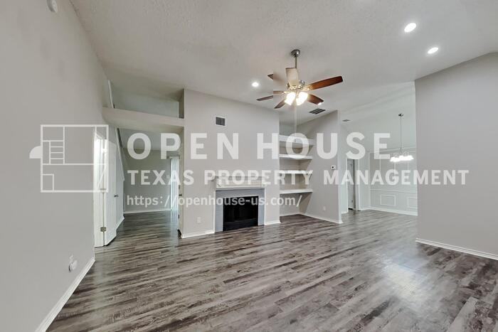 1011 Silver Spruce Dr - Photo 4 of 23