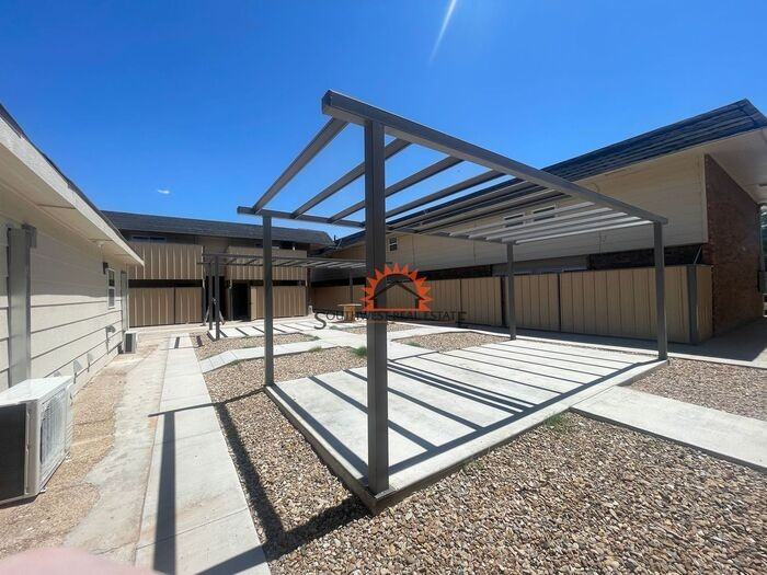 1025 W 18th St #24 - Photo 7 of 20